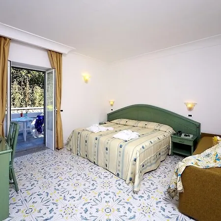 Mediterraneo Park Hotel Terme-3